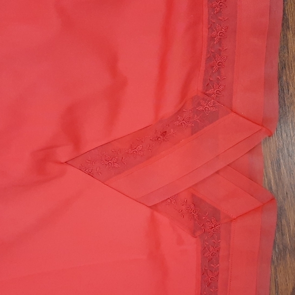 Vintage 1960's Lorraine Perfect Fit Nylon Red Midi Lace Detail Slip - Picture 2 of 8